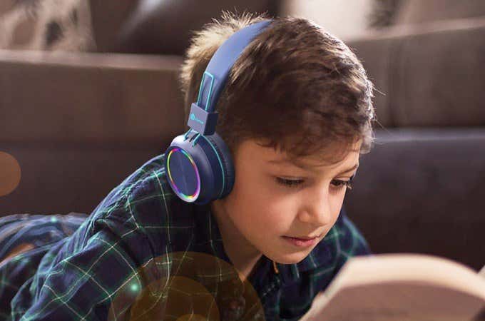 iClever BTH03 Bluetooth Kids Headphones Review image 3